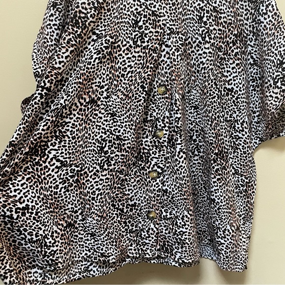 Worthington XL Cheetah Print Short Sleeve Blouse - Picture 3 of 7